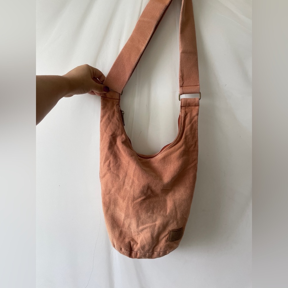 Stylish Tan Shoulder Bag